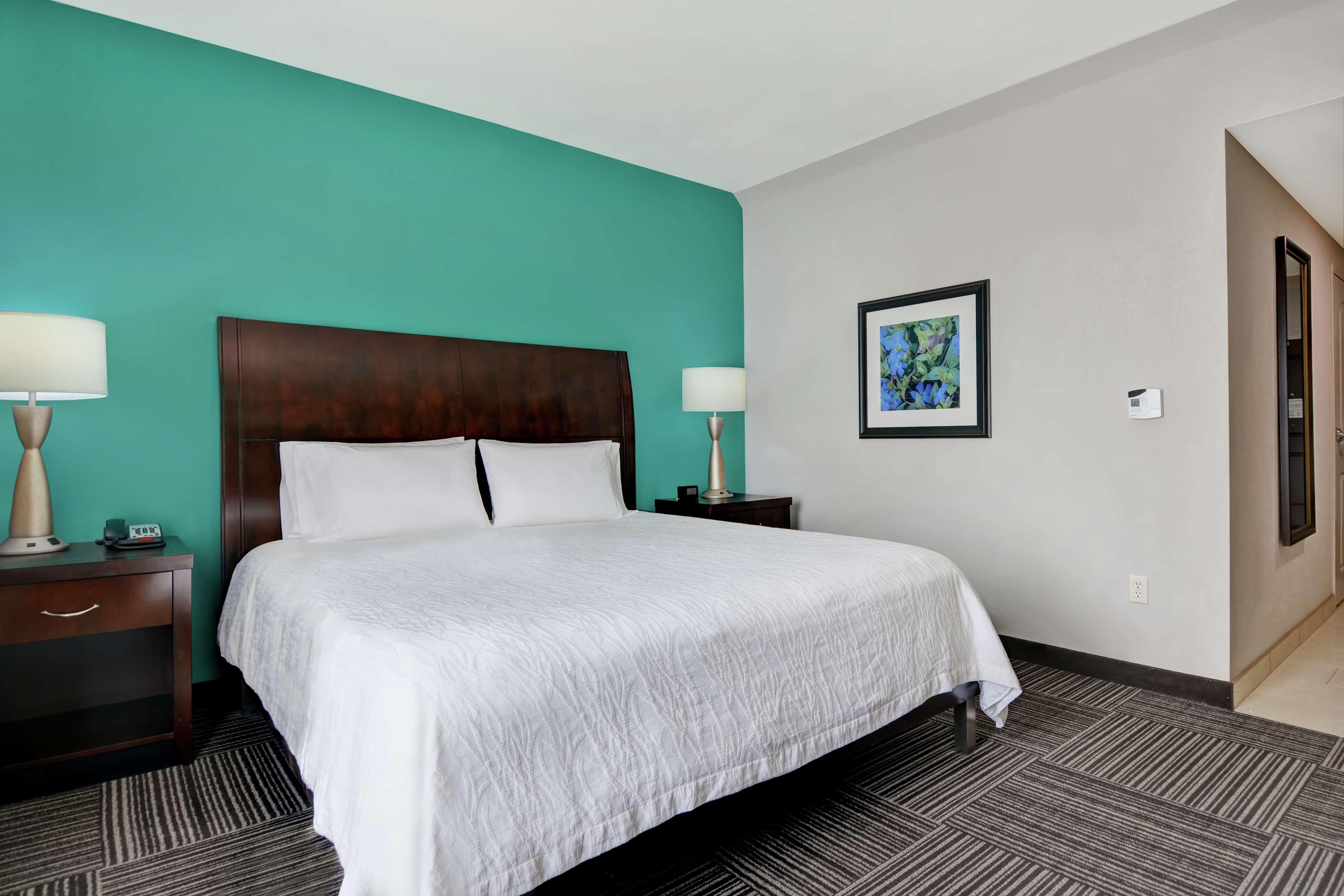 Hilton Garden Inn And Fayetteville Convention Center Zewnętrze zdjęcie