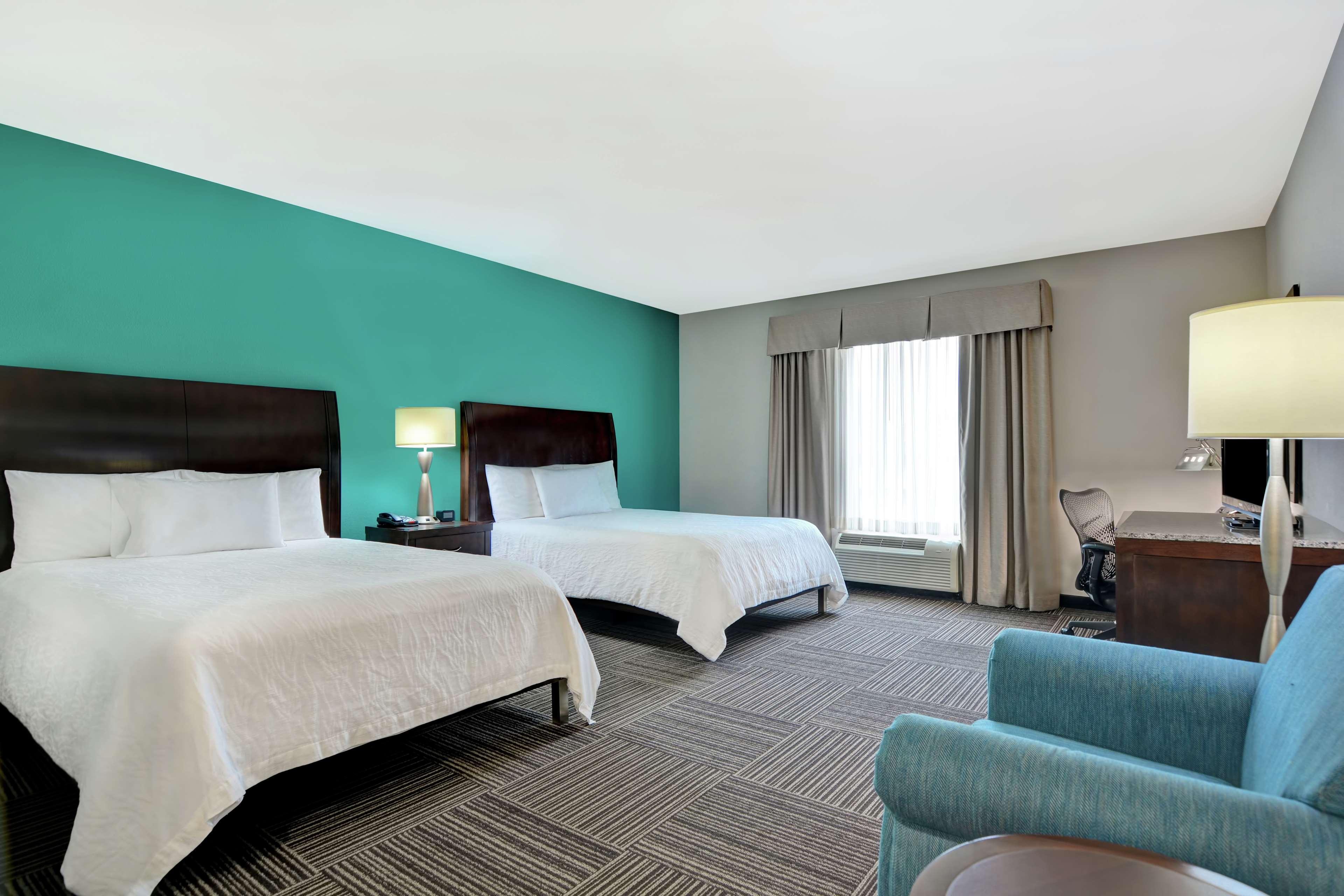 Hilton Garden Inn And Fayetteville Convention Center Zewnętrze zdjęcie