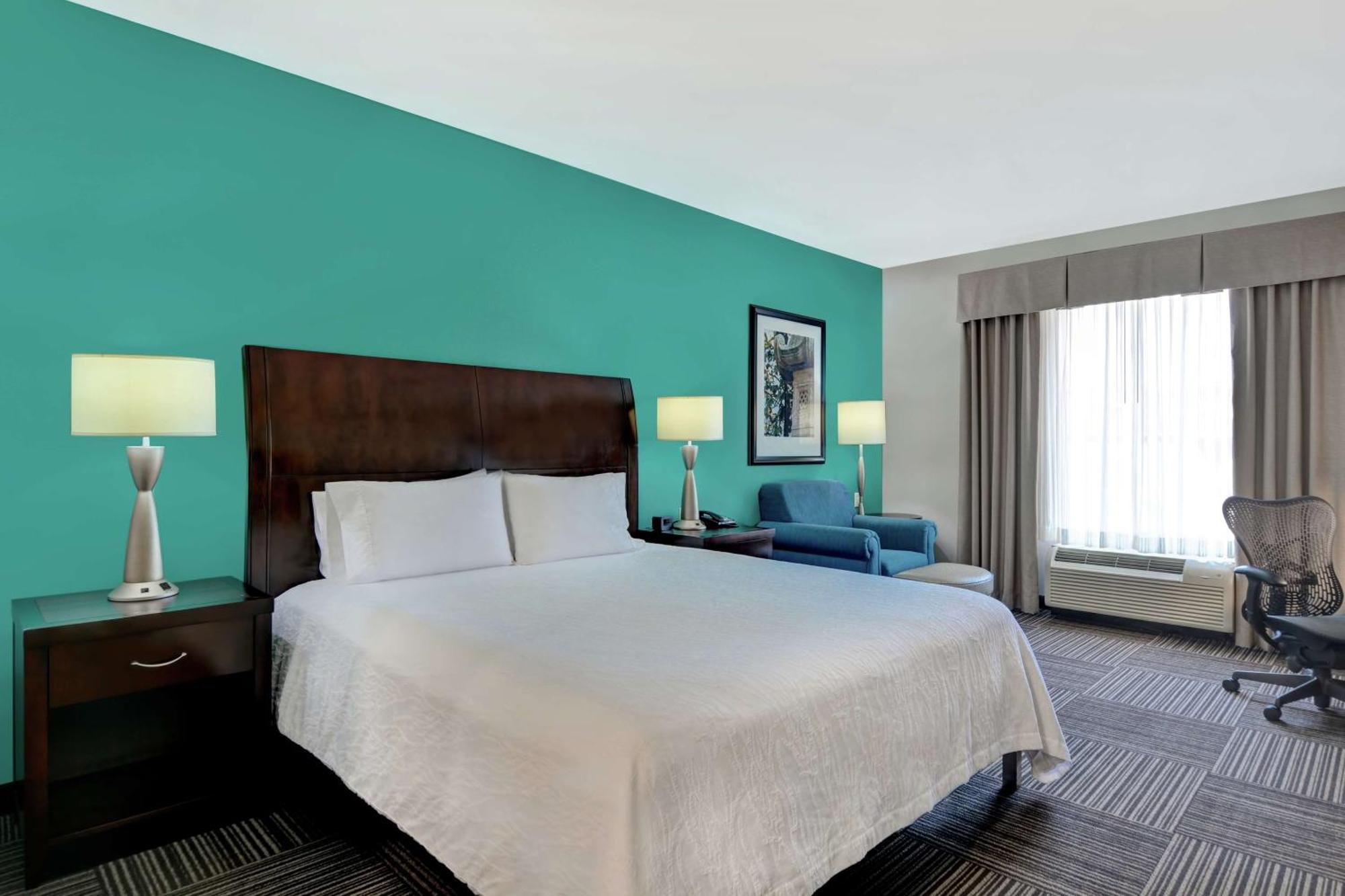 Hilton Garden Inn And Fayetteville Convention Center Zewnętrze zdjęcie
