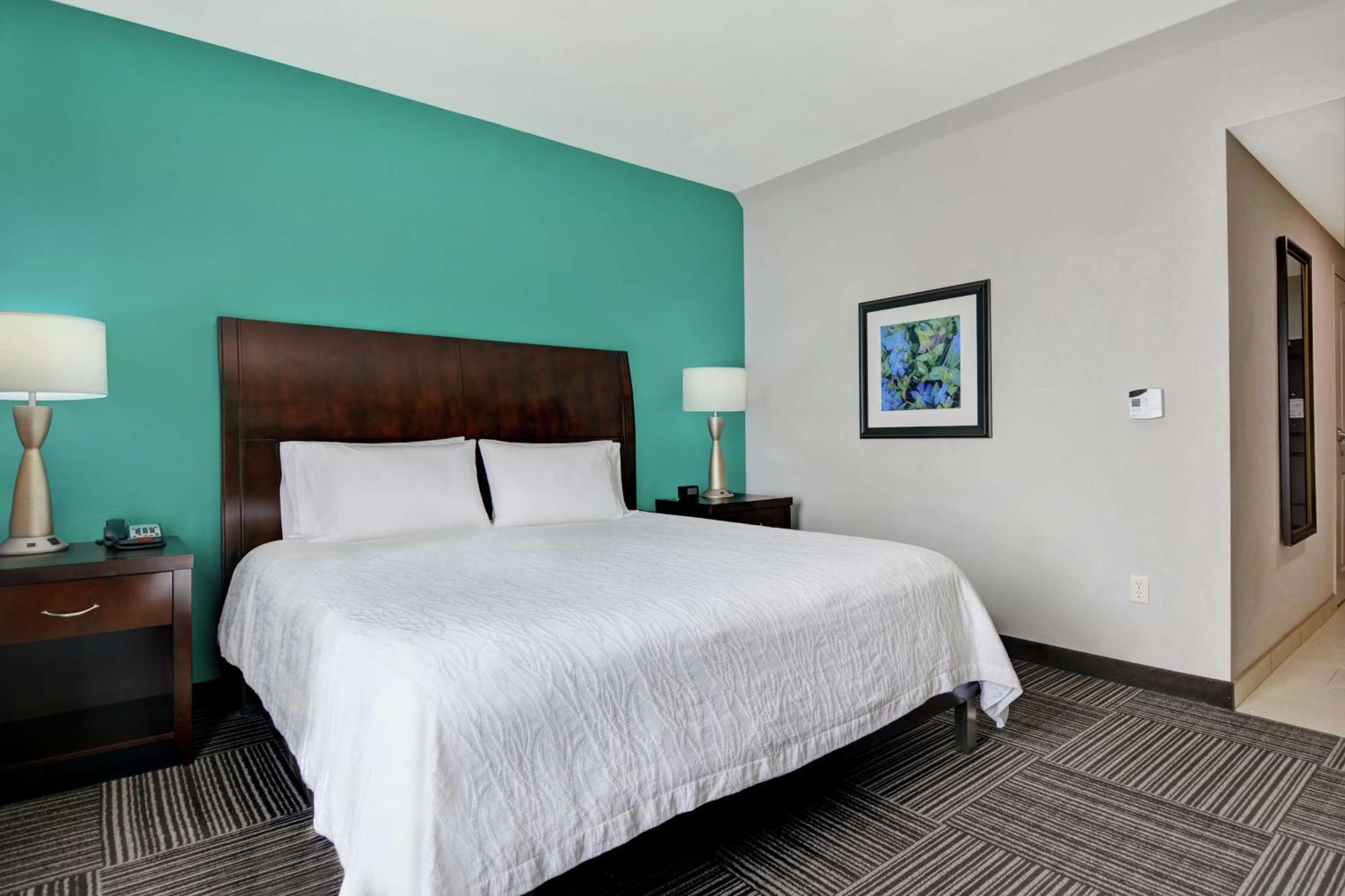 Hilton Garden Inn And Fayetteville Convention Center Zewnętrze zdjęcie